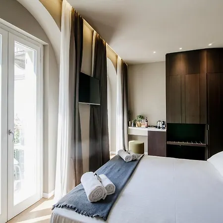Guest house Ama 18 - The House Of Travelers- Como