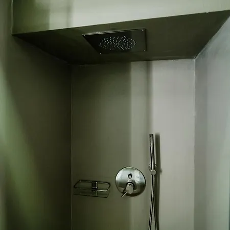 Ama 18 - The House Of Travelers- 招待所 3*